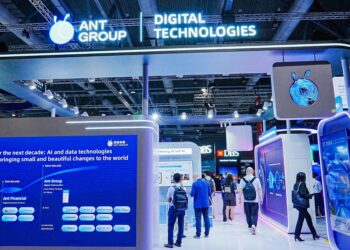 From Financial Powerhouse to Digital Asset Hub: Hong Kong Powering Financial Innovation with Cutting-edge Technology